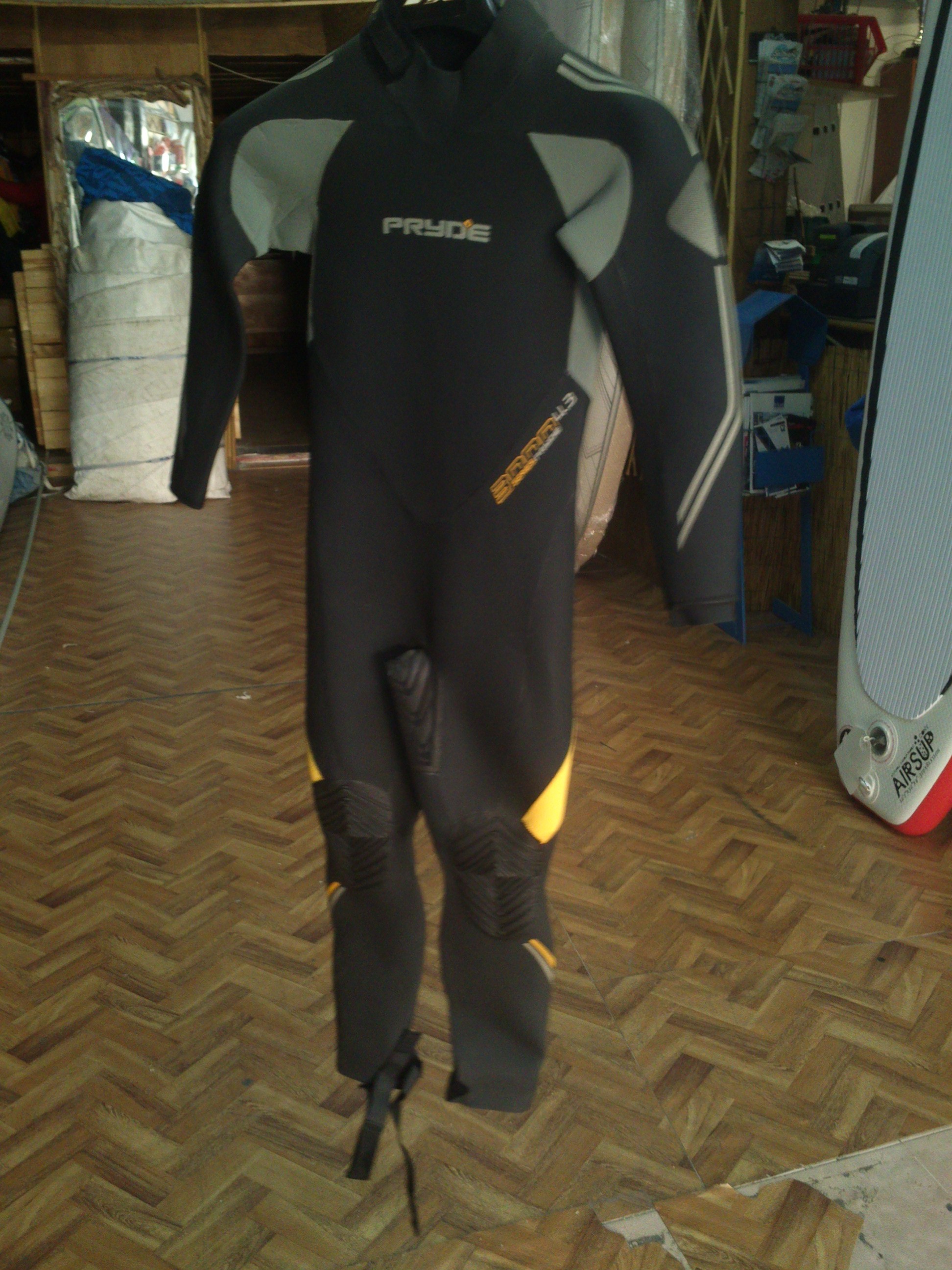 serie 3000 4/3 taglia 10