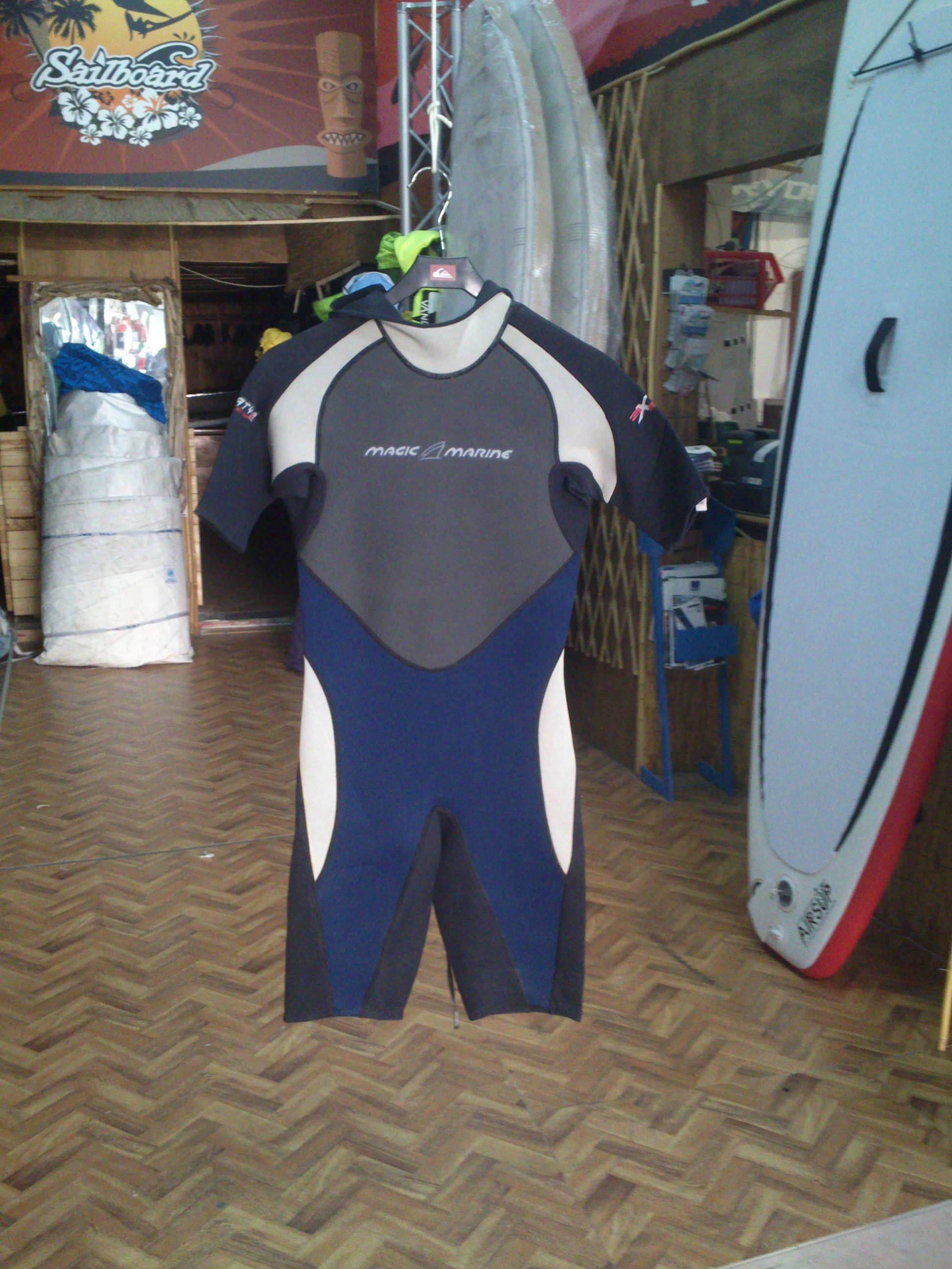 magic marine 3/2 taglia 48