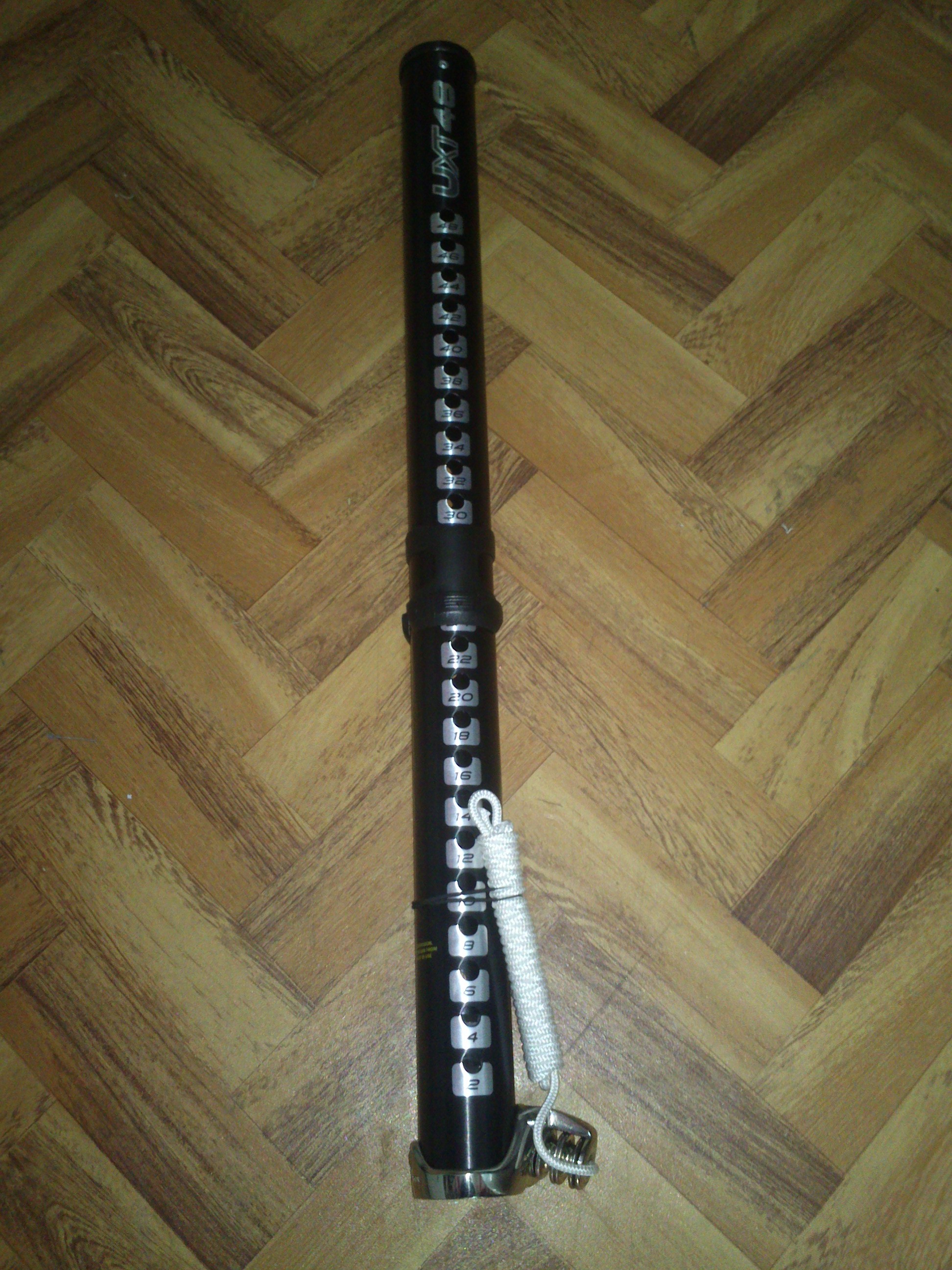 uxt 48